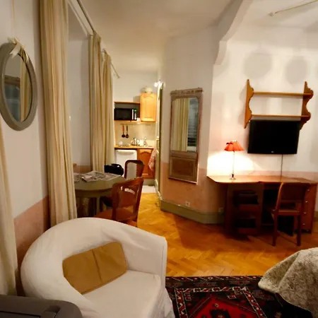 Studio Rue Des Tetes 아파트